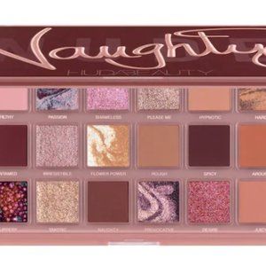 HUDA BEAUTY Naughty Nude Eyeshadow Palette